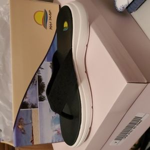 Maui Island flip flops